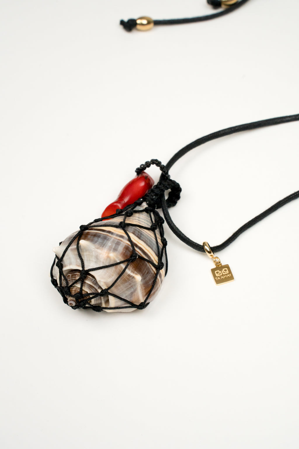 Collar Caracol Atrapado