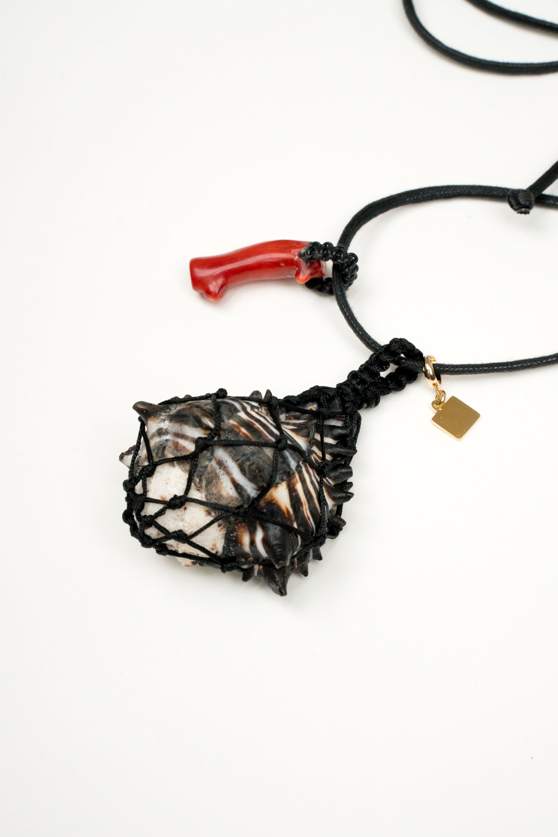 Collar Caracol Atrapado