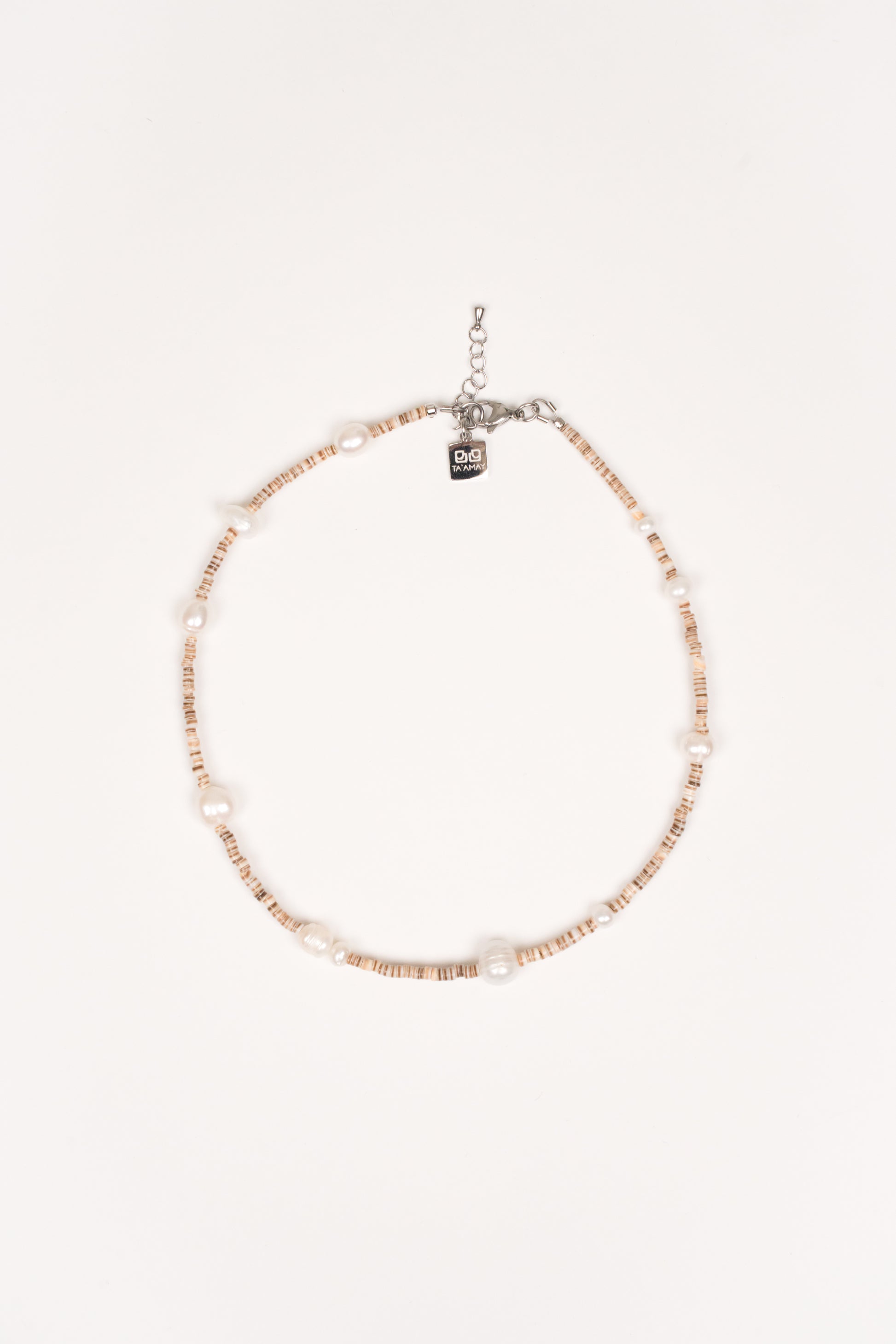 Collar Concha Heishi con Perlas