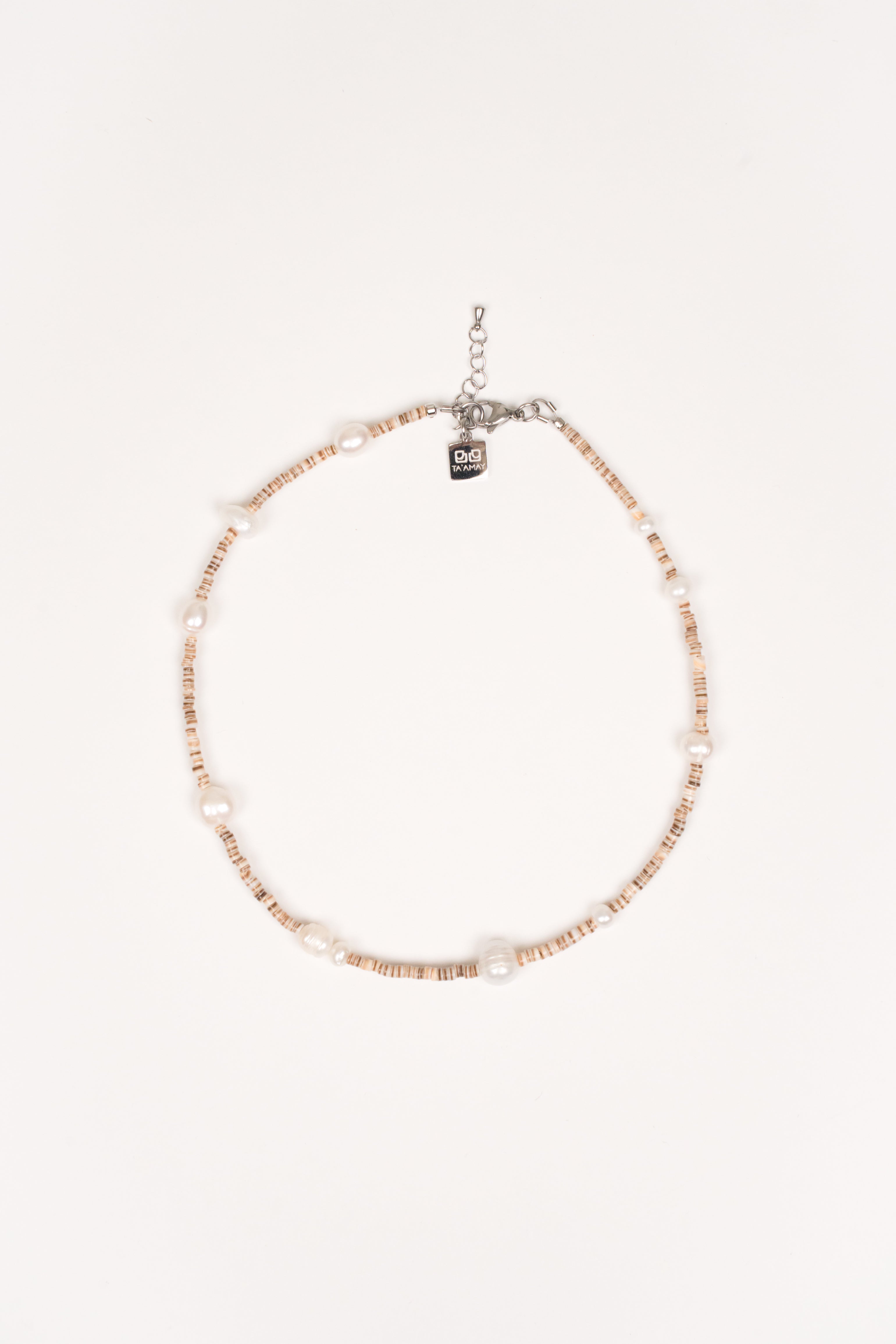 Collar Concha Heishi con Perlas