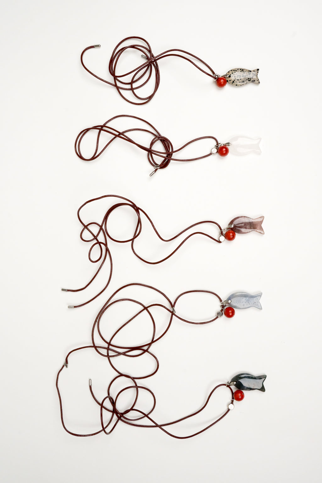 Collar Pescado en cordón