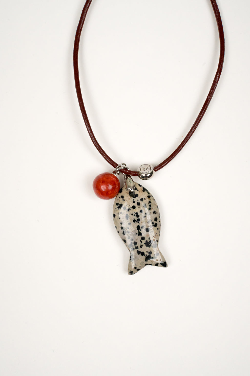 Collar Pescado en cordón