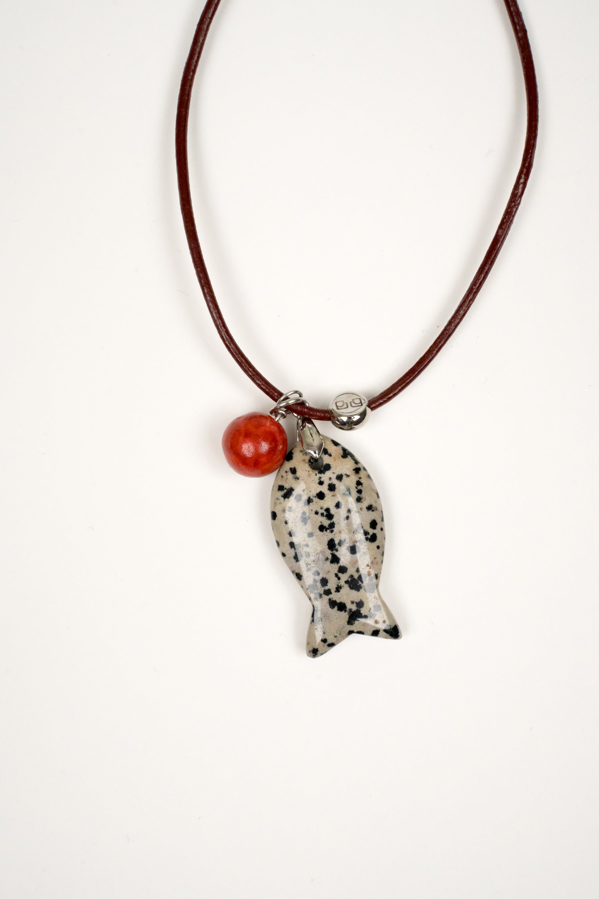 Collar Pescado en cordón