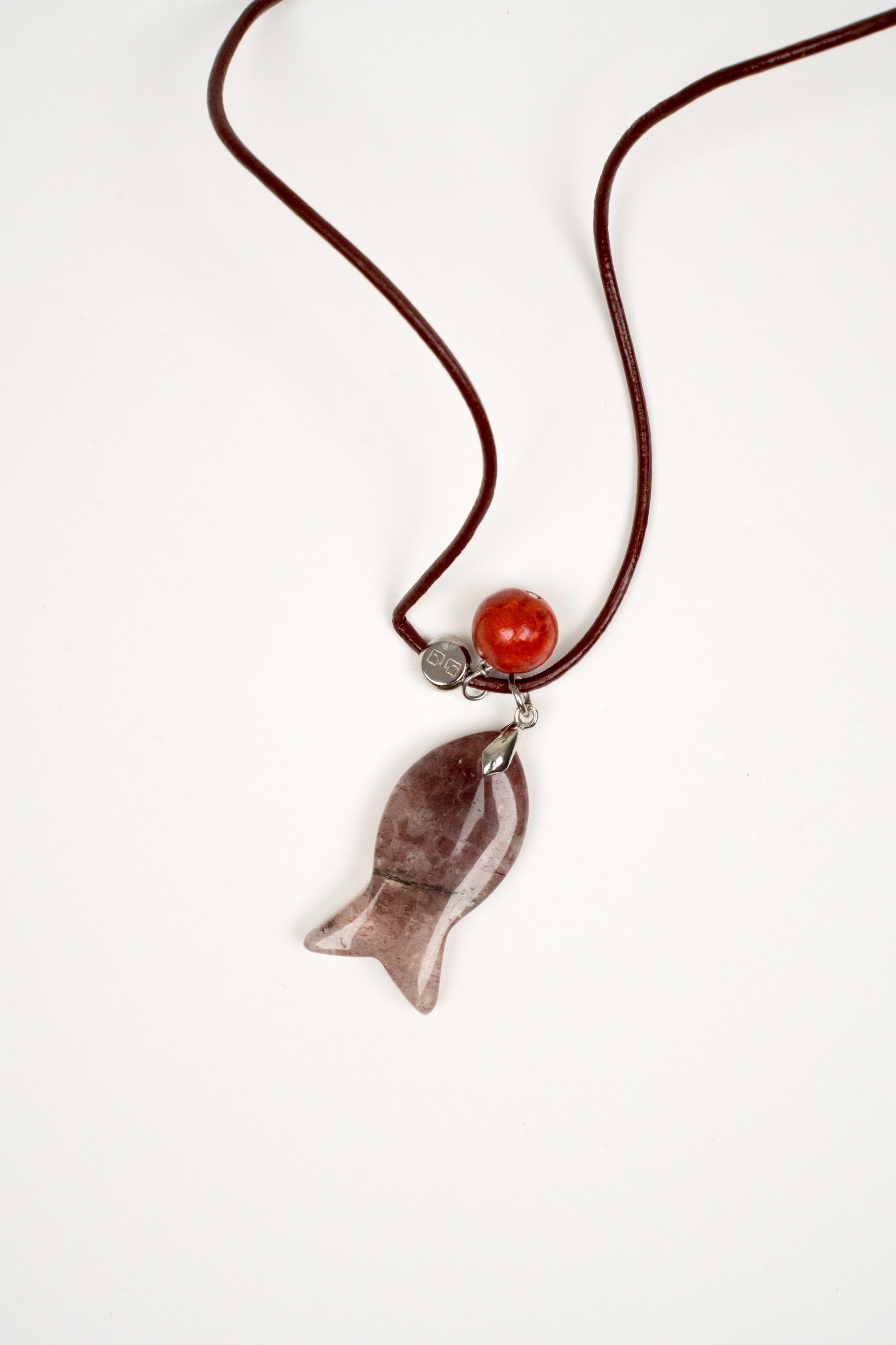 Collar Pescado en cordón