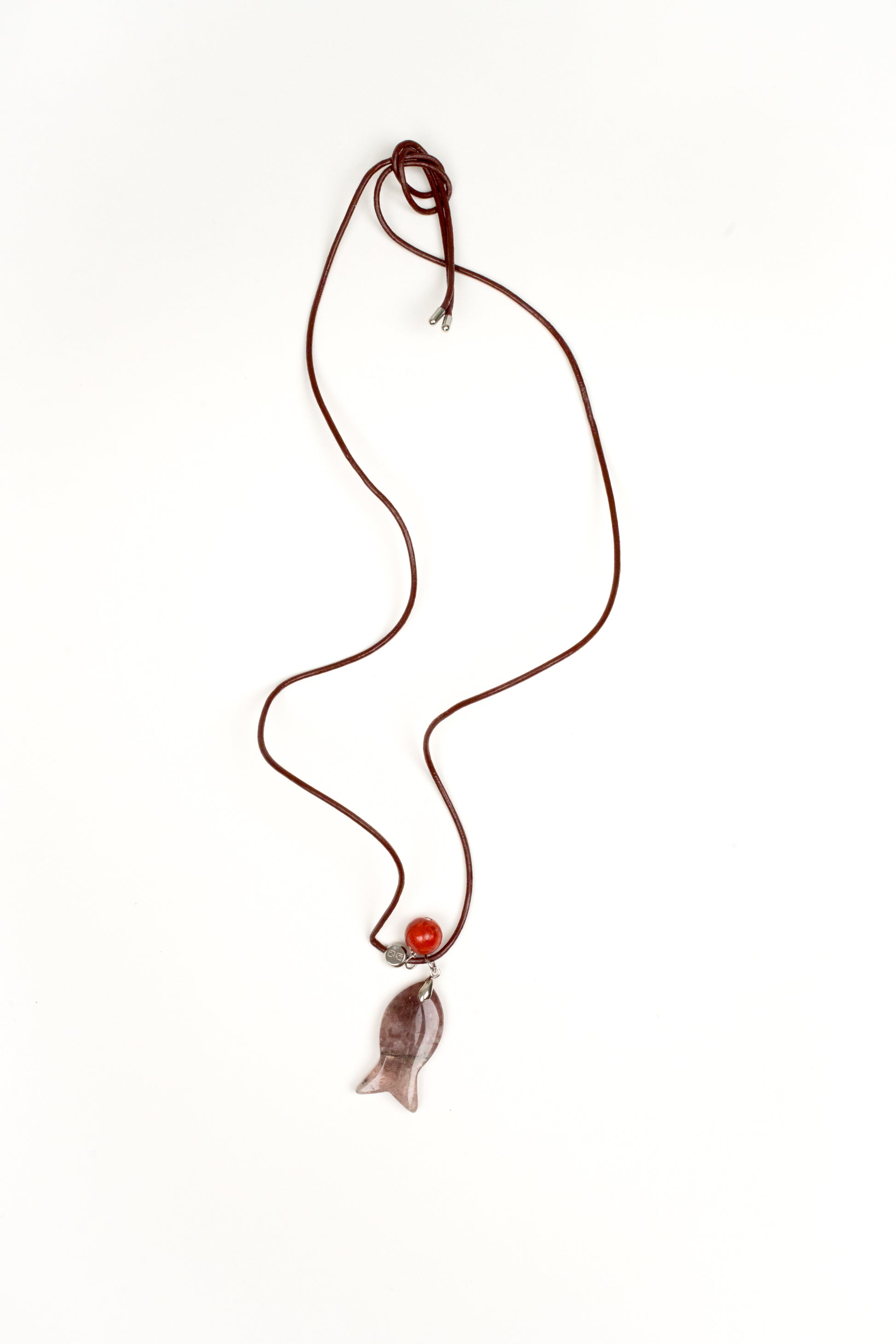 Collar Pescado en cordón