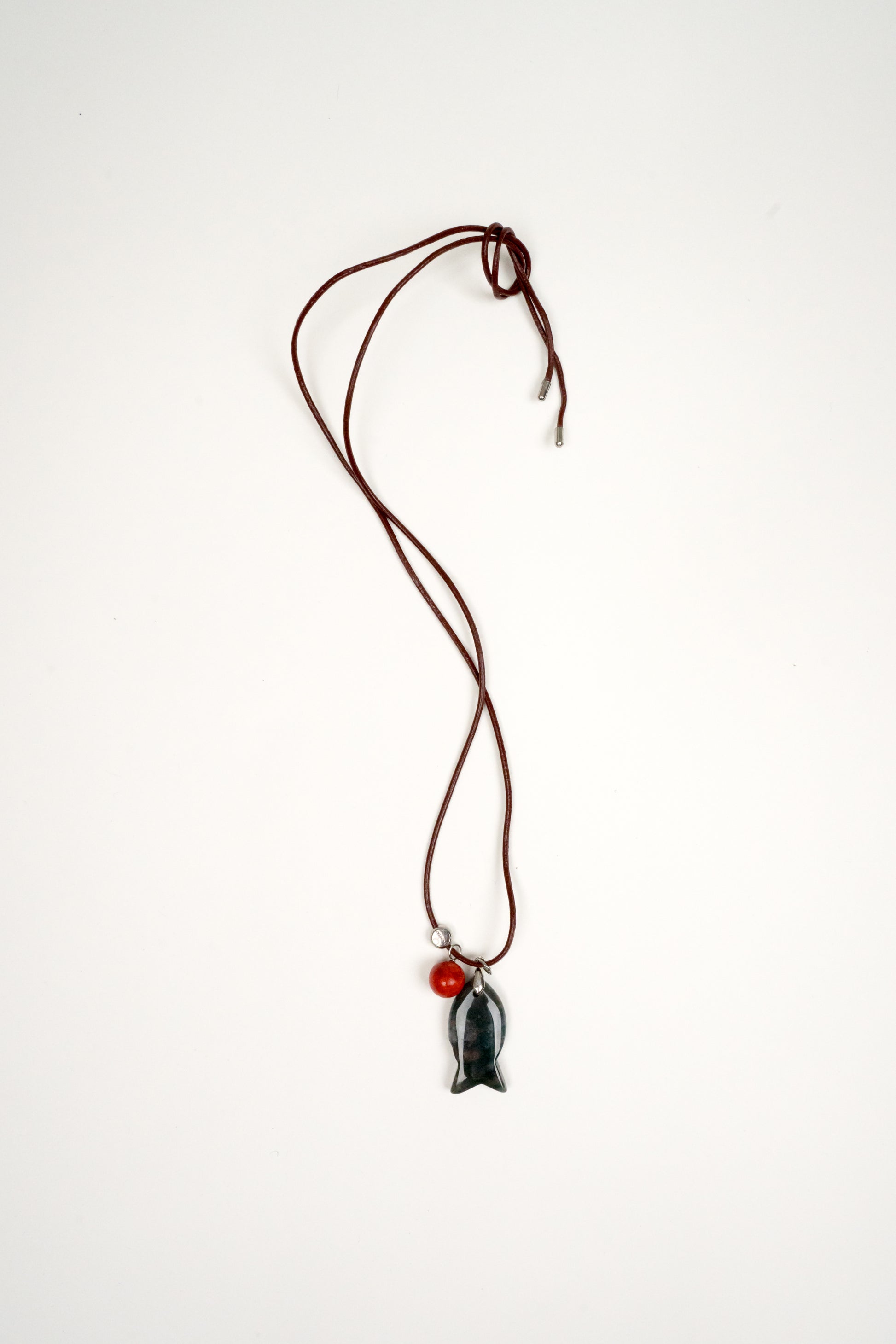 Collar Pescado en cordón