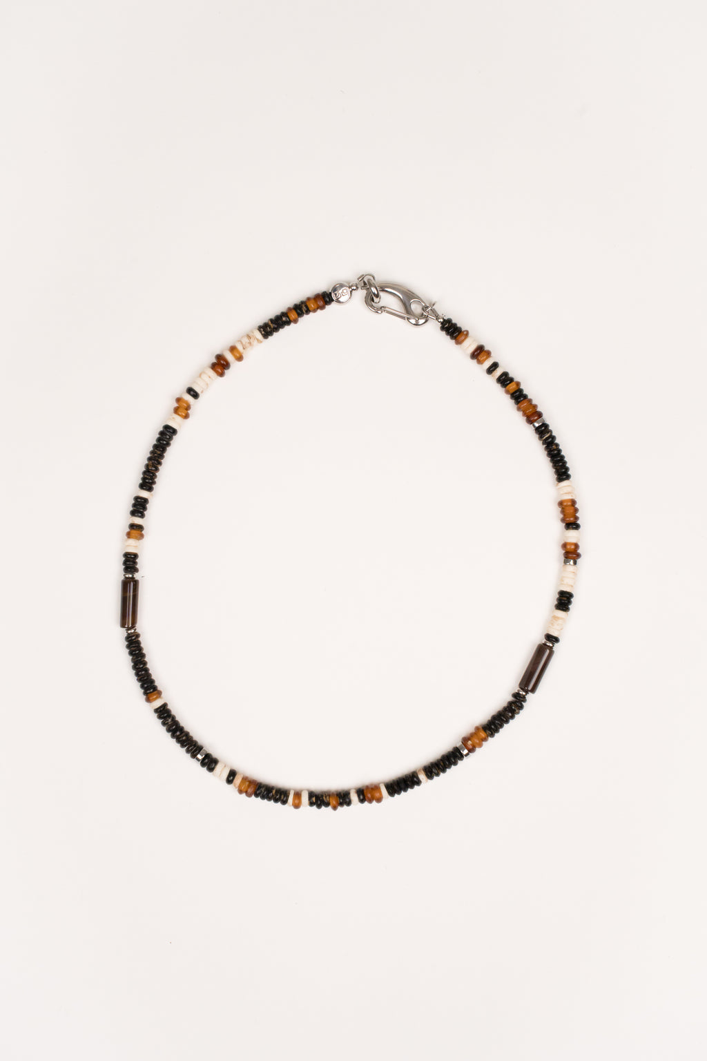 Collar anillos marrones en cable